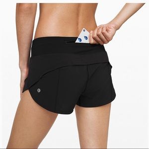 Black lululemon Speed-up Shorts 2.5”